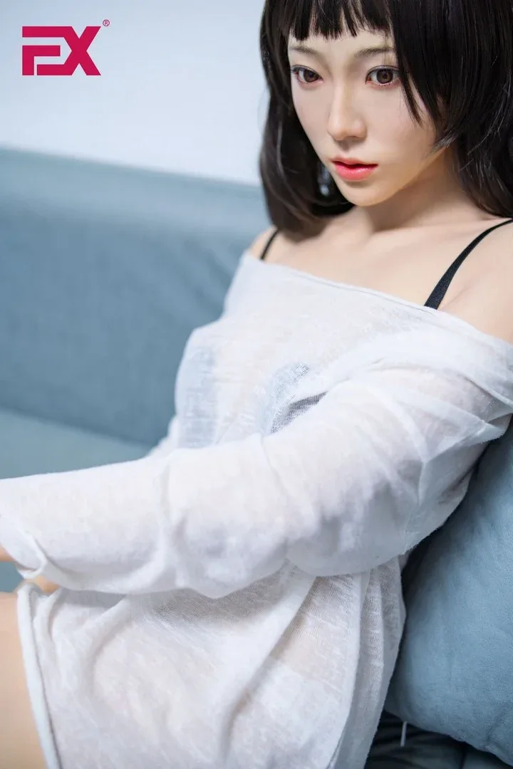 Monique: 162cm B-Cup Luxury Seamless Neck Silicone Sex Doll-Clone view 6