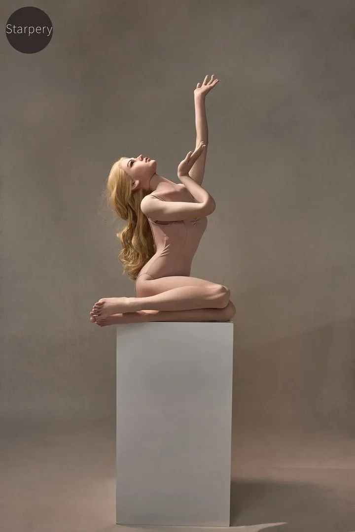 Lubby: 160cm C-Cup Realistic Silicone Sex Doll-Starpery view 2
