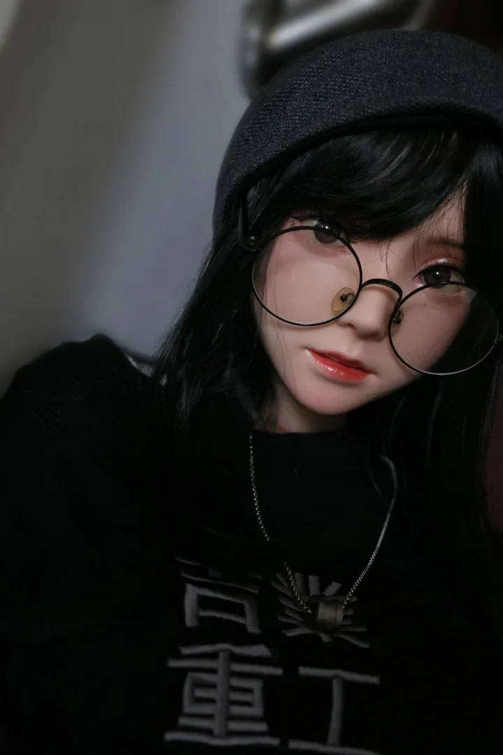 J011: 148cm D-Cup Realistic Silicone Sex Doll-FU Doll view 3
