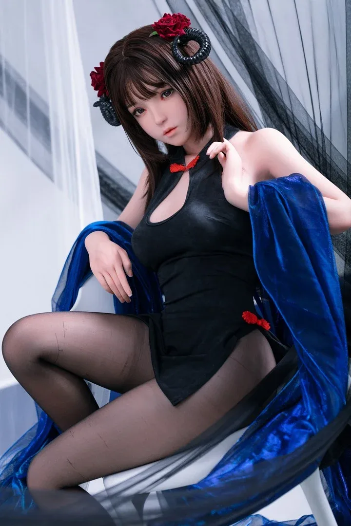 J014: 148cm D-Cup Realistic Silicone Sex Doll-FU Doll view 4