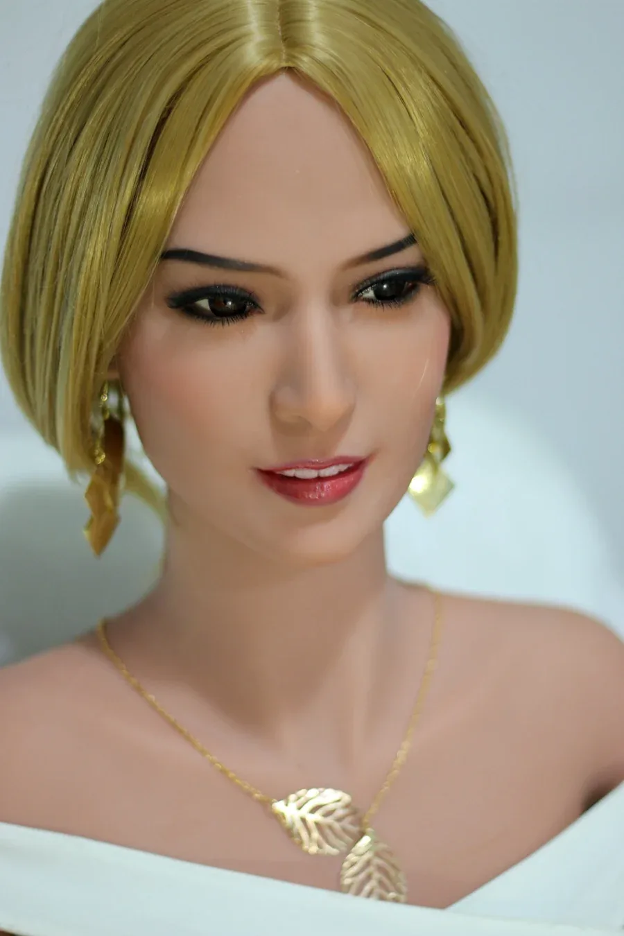 Ronnie: Life-Size 165cm D-Cup TPE Sex Doll-WM Doll view 4