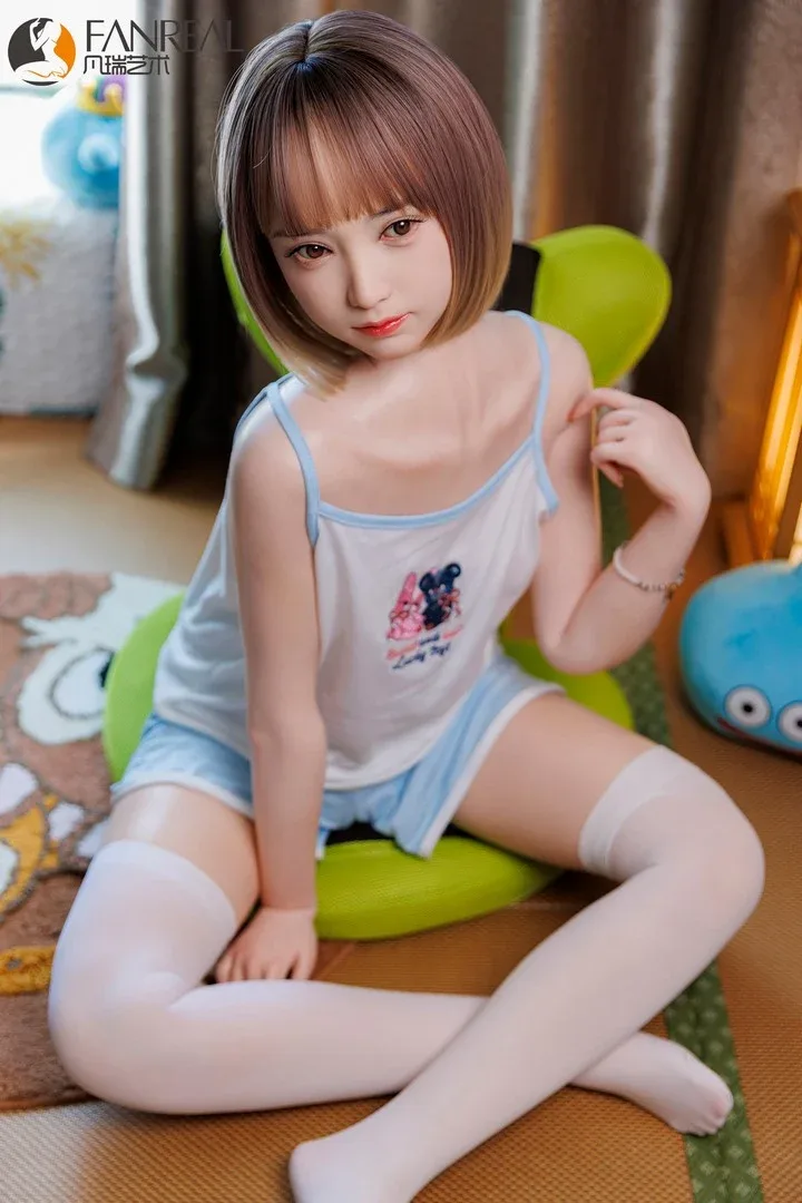 Mo-1: 153cm B-Cup Luxury Silicone Sex Doll view 4
