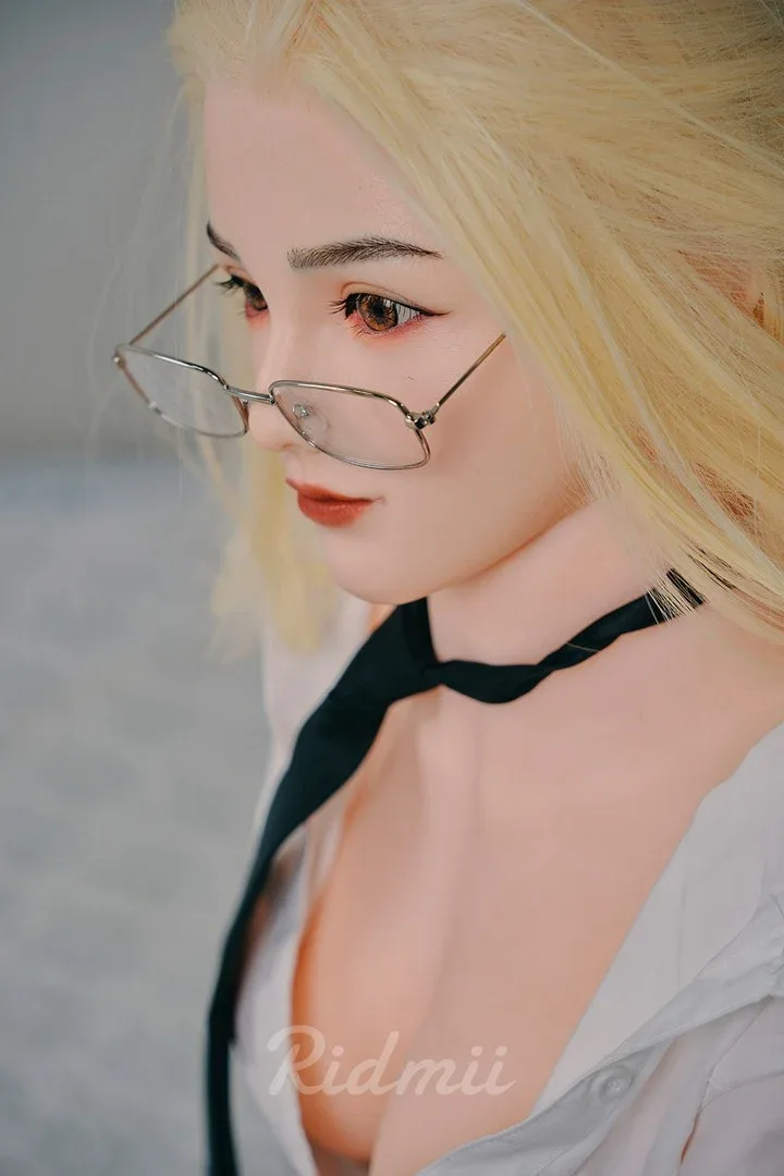 Ridmii Doll Alma: 165cm Life-Size Silicone Head TPE Body Sex Doll view 2