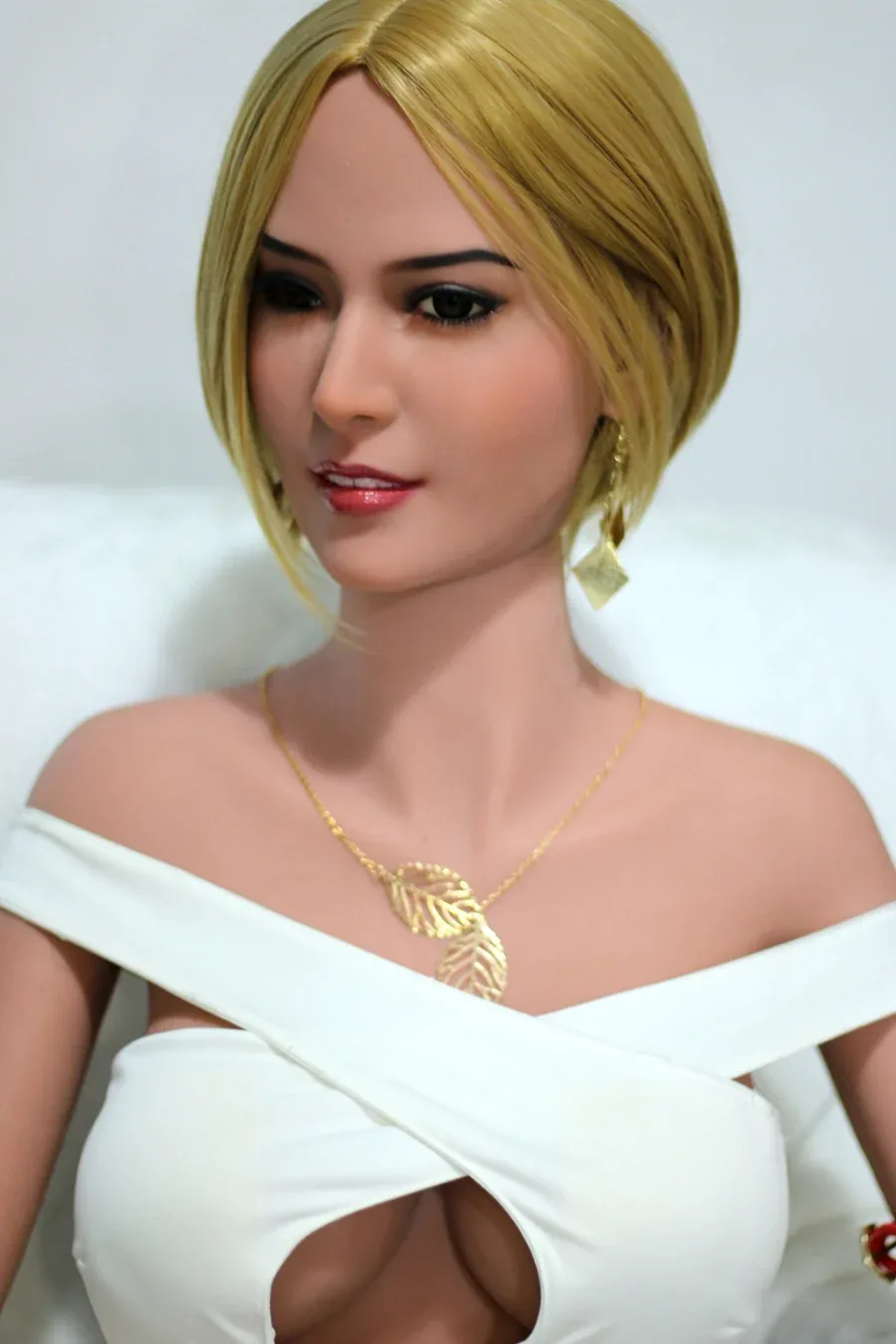 Ronnie: Life-Size 165cm D-Cup TPE Sex Doll-WM Doll view 3