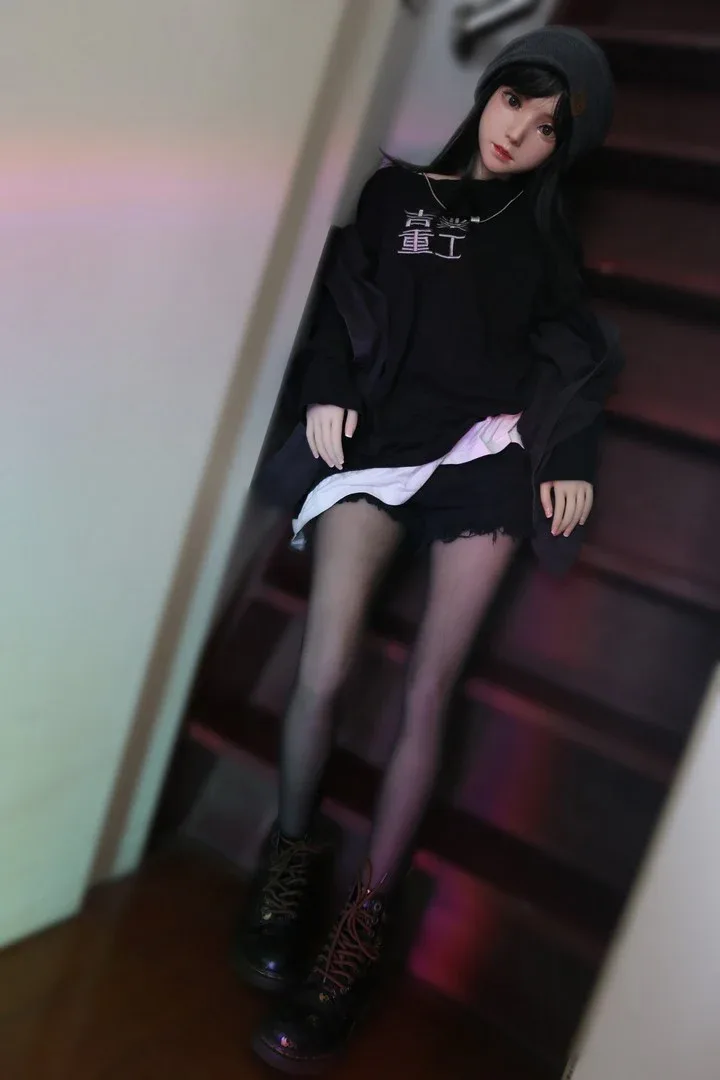 J011: 148cm D-Cup Realistic Silicone Sex Doll-FU Doll view 2