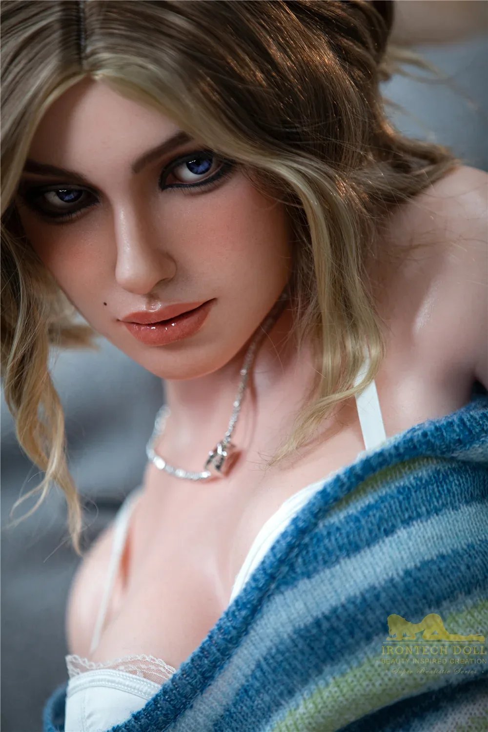 Luna S17(ROS Available): Premium 152cm A-Cup Silicone Sex Doll-Irontech Doll view 5