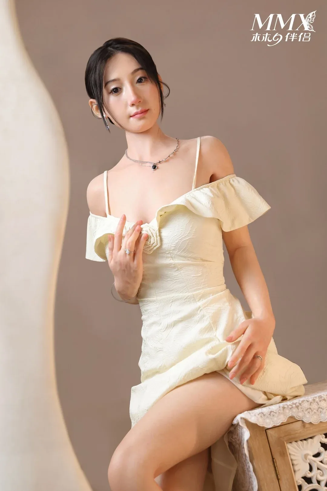 MengZhu: Realistic 172cm D-Cup Silicone Sex Doll-MMX Doll view 3
